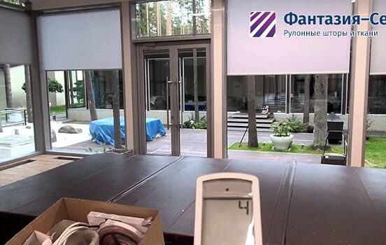 Рулонные шторы с электроприводом Amigo